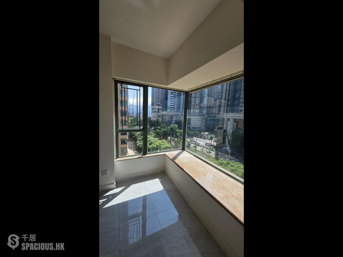 Tai Kok Tsui - Island Harbourview Block 1 01