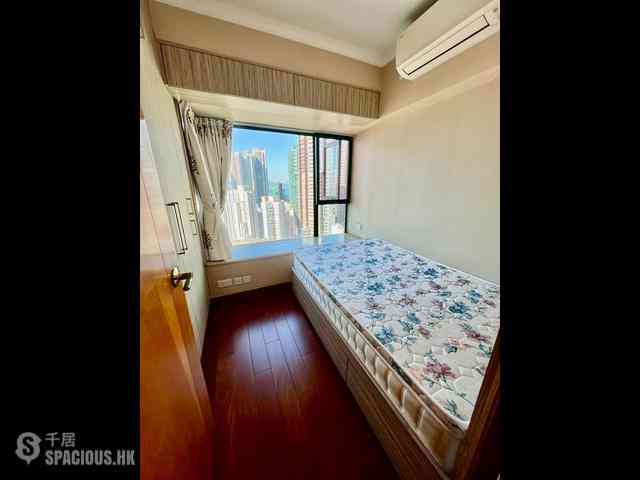 Kennedy Town - University Heights 16