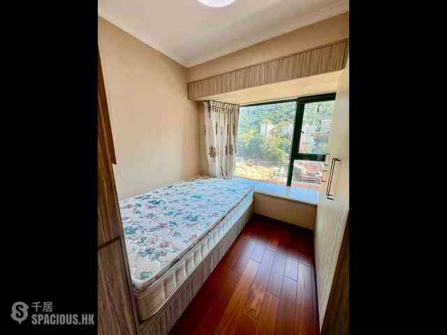 Kennedy Town - University Heights 17