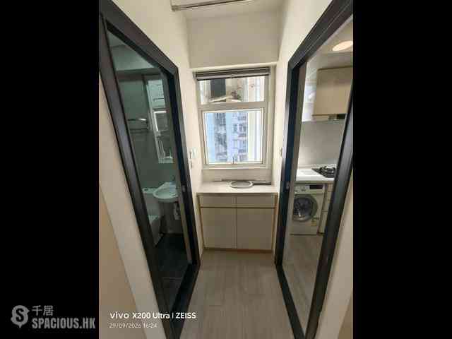 Kennedy Town - Luen Yau Apartments 06