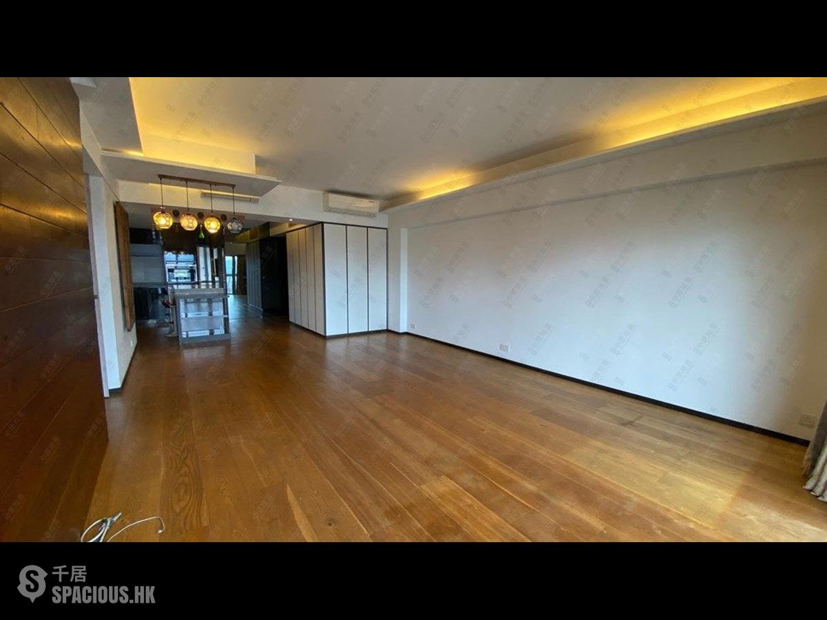 Mid Levels West - Realty Gardens Venice Court (Block 3) Venice Court 01