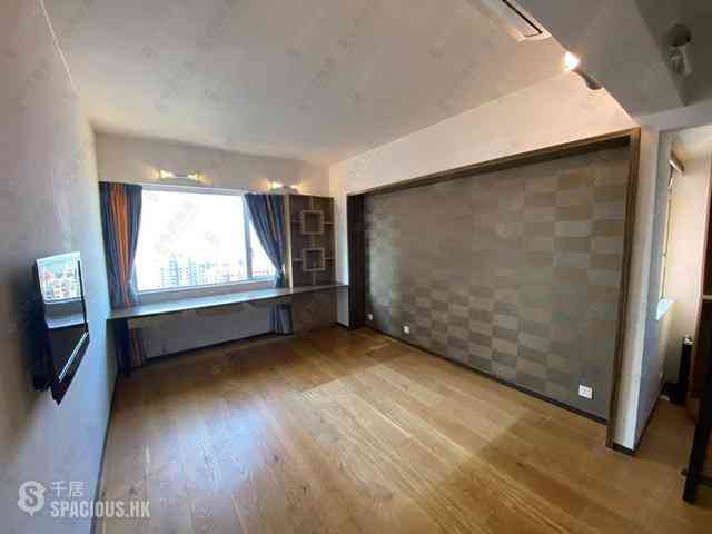 Mid Levels West - Realty Gardens Venice Court (Block 3) Venice Court 03