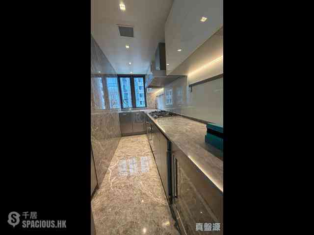Wong Chuk Hang - The Southside Phase 3C Blue Coast II Tower 3 01