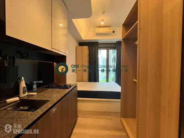 Sai Ying Pun - Two・Artlane 01