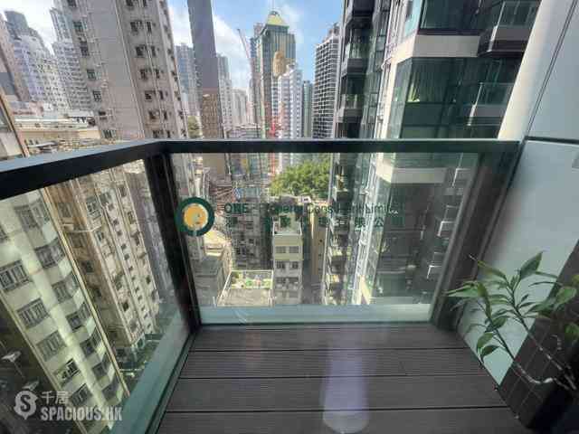 Sai Ying Pun - Two・Artlane 03