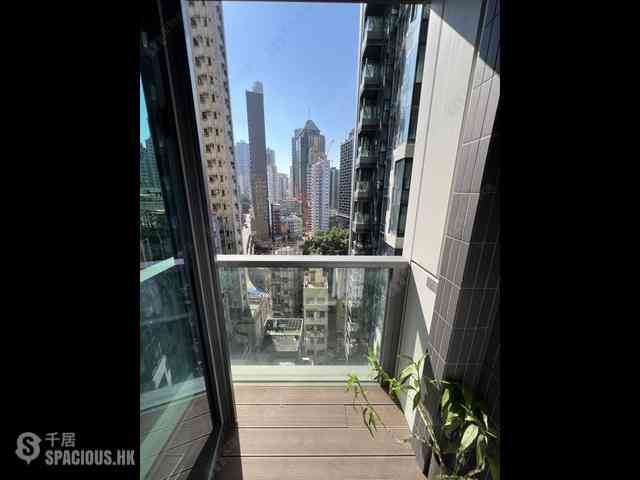 Sai Ying Pun - Two・Artlane 05