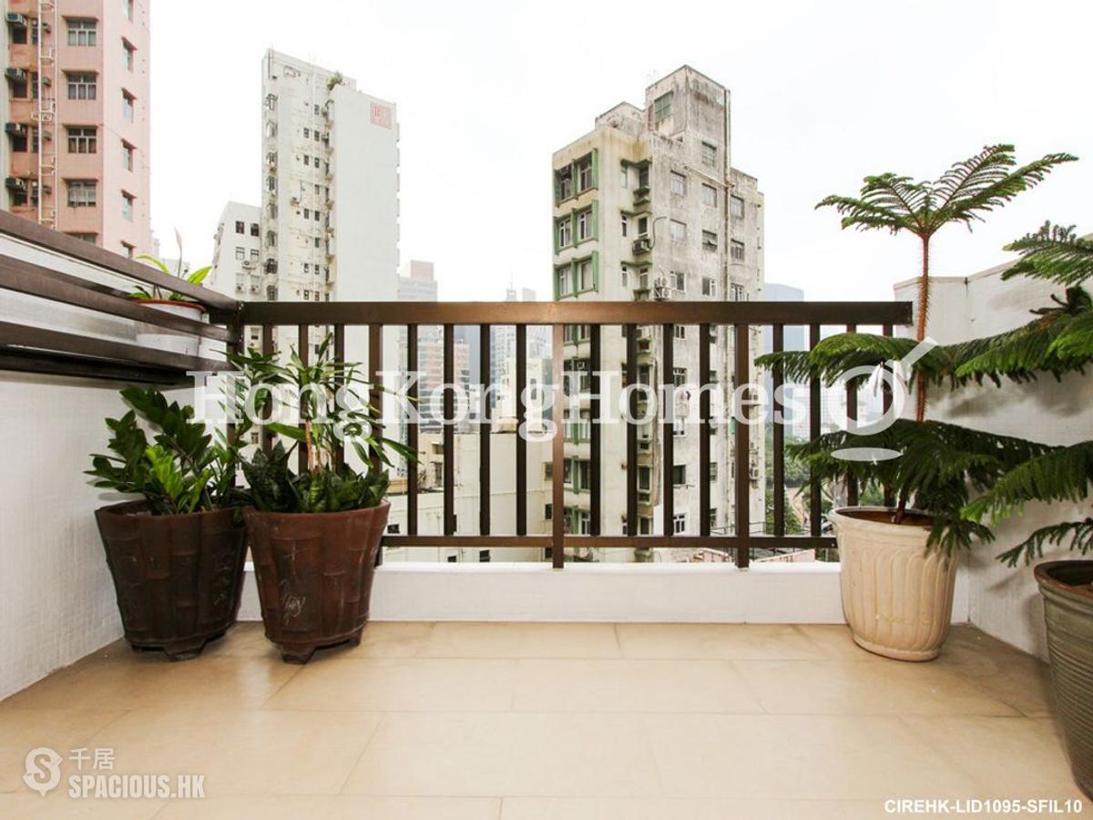 Central - Botanical Court 01