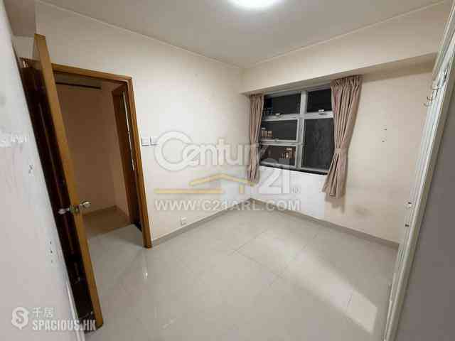 Lai Chi Kok - Mei Foo Sun Chuen Phase 1 03