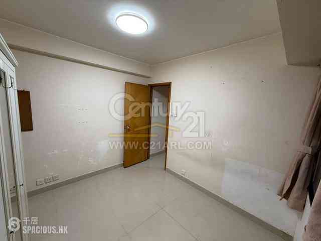 Lai Chi Kok - Mei Foo Sun Chuen Phase 1 05