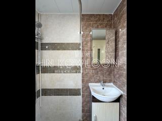 Prince Edward - Welland Court 03