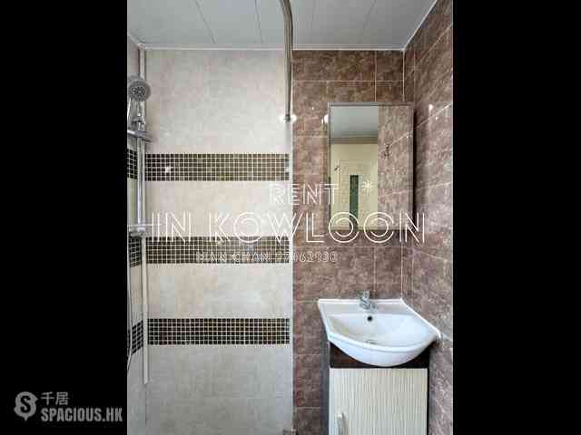 Prince Edward - Welland Court 03
