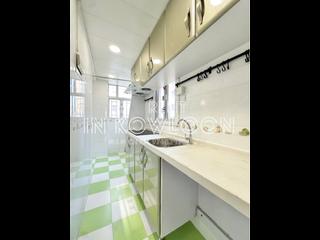 Prince Edward - Welland Court 08