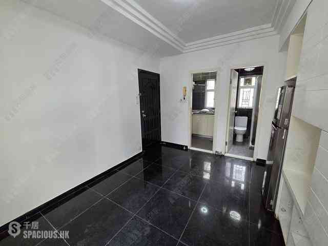 Wan Chai - Lok Ku House 03