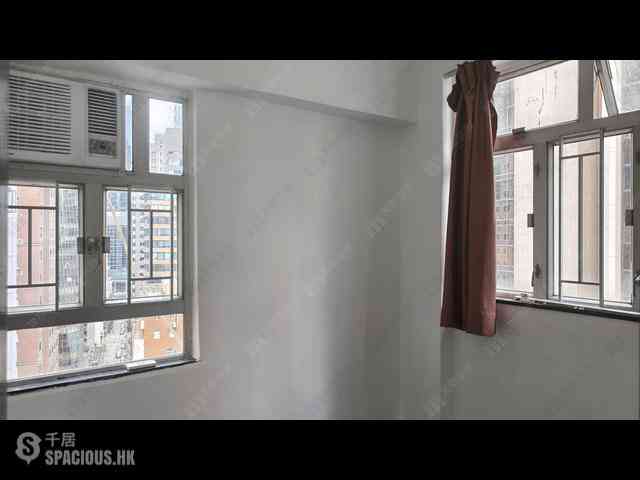 Wan Chai - Lok Ku House 15