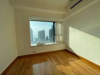 Kennedy Town - University Heights 04