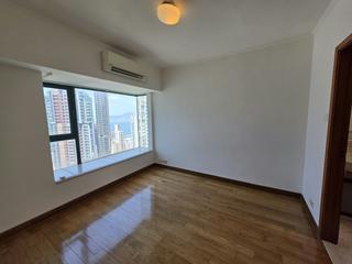 Kennedy Town - University Heights Block 2 04