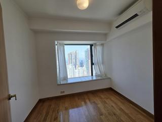 Kennedy Town - University Heights Block 2 06