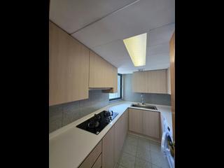 Kennedy Town - University Heights Block 2 07