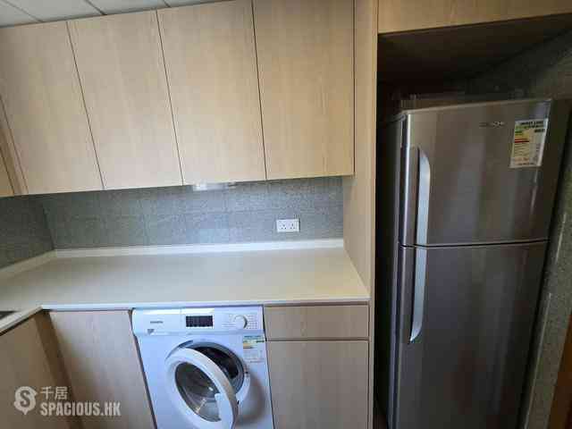 Kennedy Town - University Heights Block 2 08