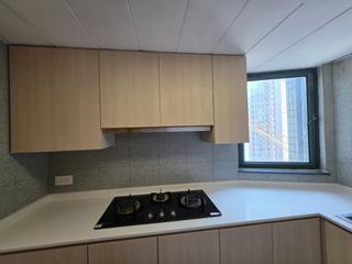 Kennedy Town - University Heights Block 2 09