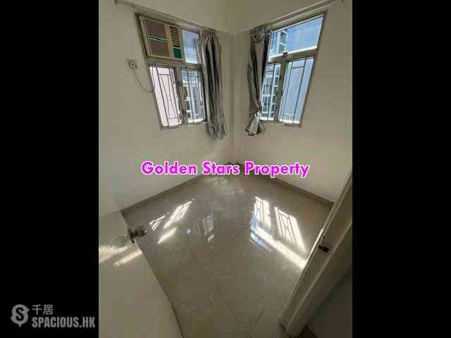 Sai Ying Pun - Kwai Cheong Building 01