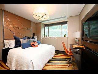 Repulse Bay - The Lily 05