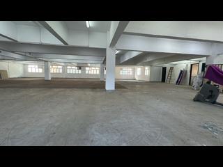Kwai Chung - MAI SIK INDUSTRIAL BUILDING 10