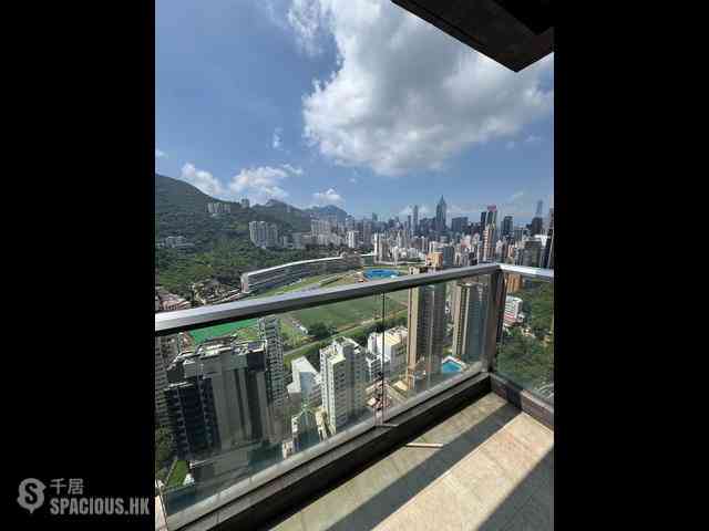 Happy Valley - Broadwood Twelve 02