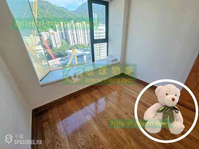 Kennedy Town - University Heights 13