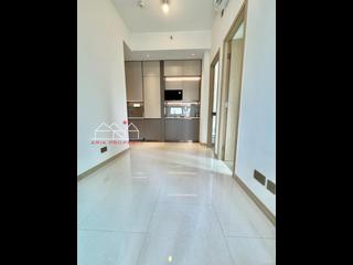 Sai Ying Pun - Upper Manor 06