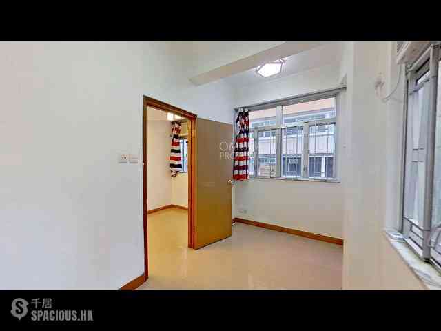 Sai Wan Ho - 210, Shau Kei Wan Road 07