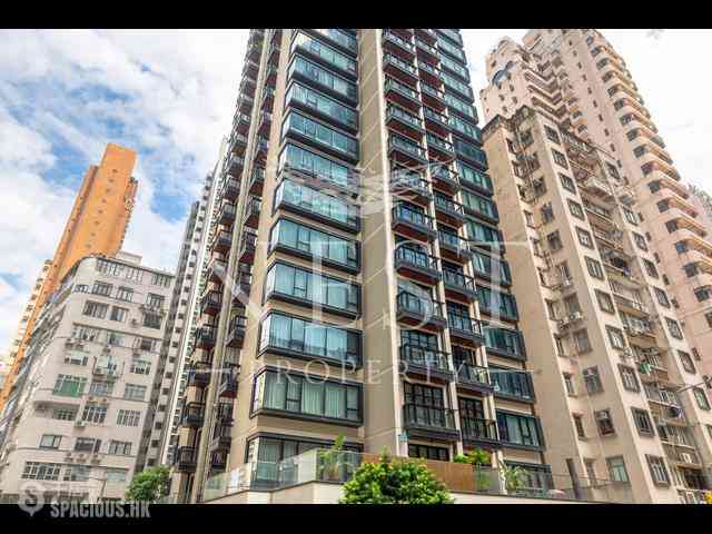 Happy Valley - The Aster (Resiglow) 10