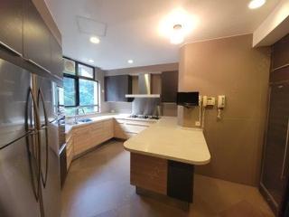 Mid Levels Central - Tregunter Block 1 05