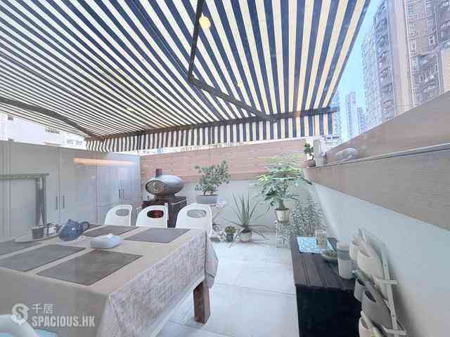Sai Ying Pun - Fook Moon Building 08