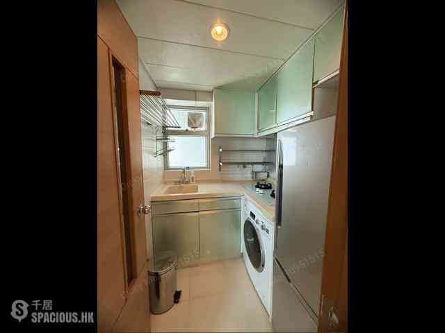 Tai Kok Tsui - Metro Harbour View 07