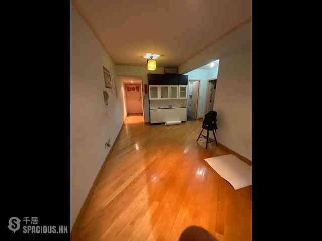 Sai Ying Pun - Yuk Ming Towers 03