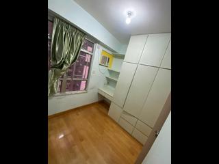 Sai Ying Pun - Yuk Ming Towers 06