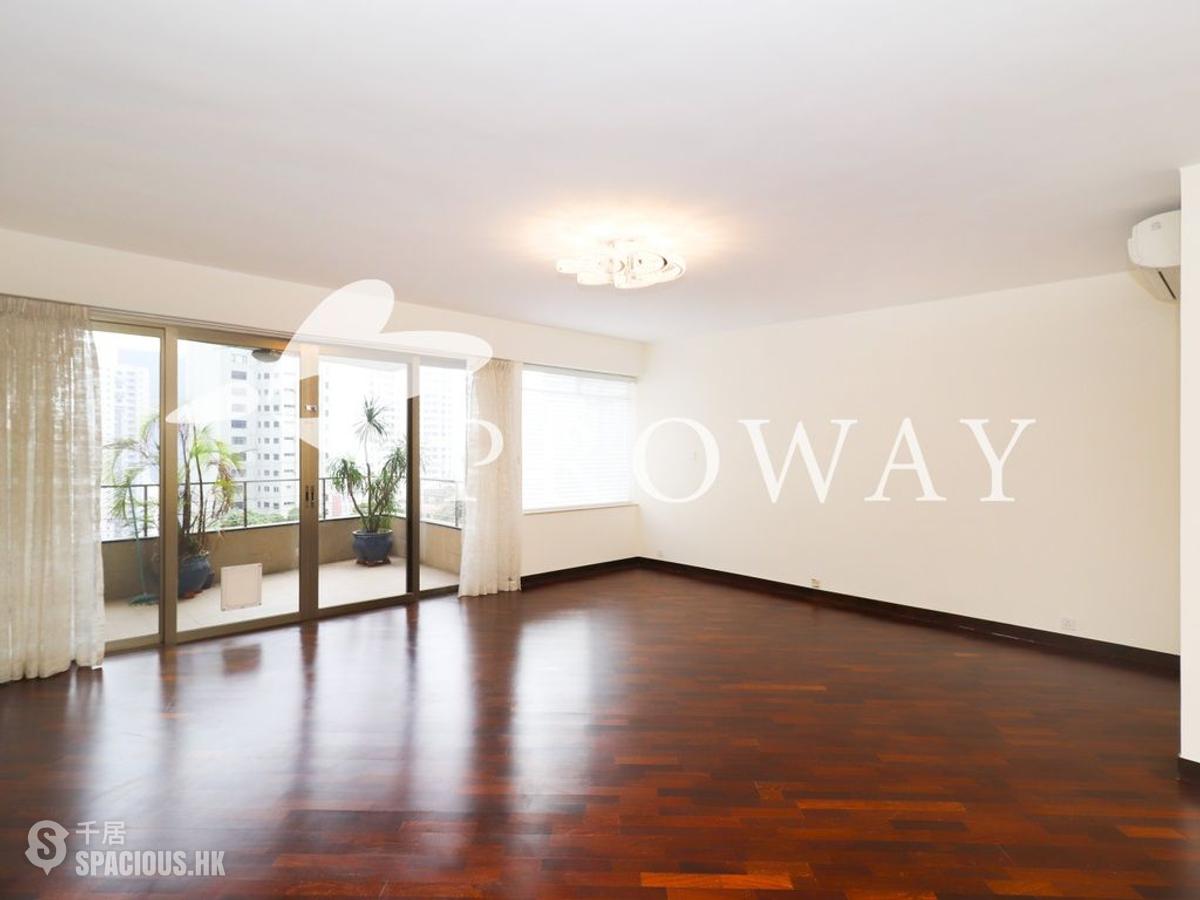 Mid Levels Central - Brewin Court 01