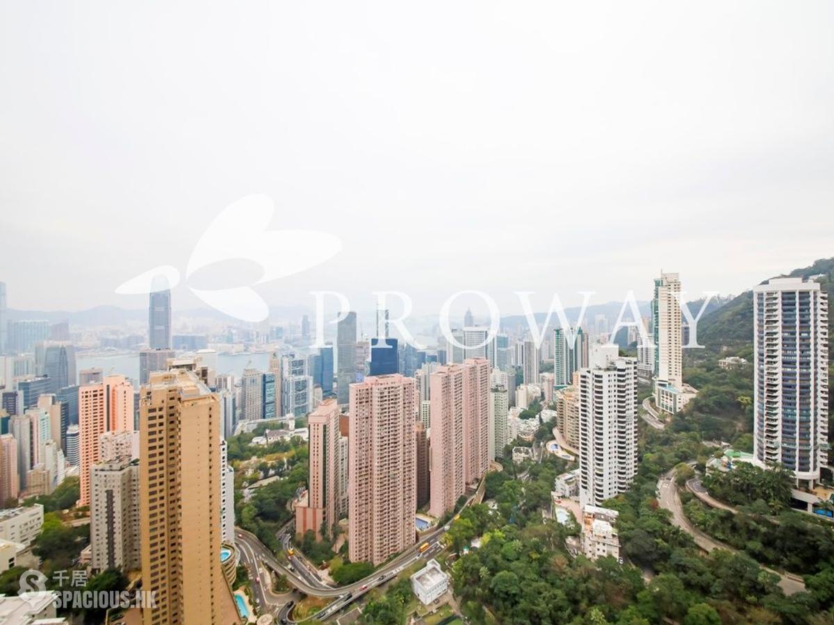 Mid Levels Central - Clovelly Court 01