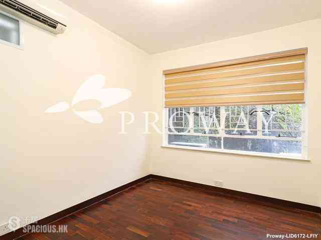 Mid Levels Central - Brewin Court 07