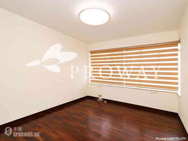 Mid Levels Central - Brewin Court 09