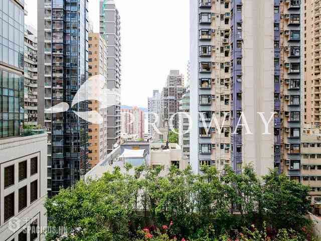 Sai Ying Pun - King's Hill 02
