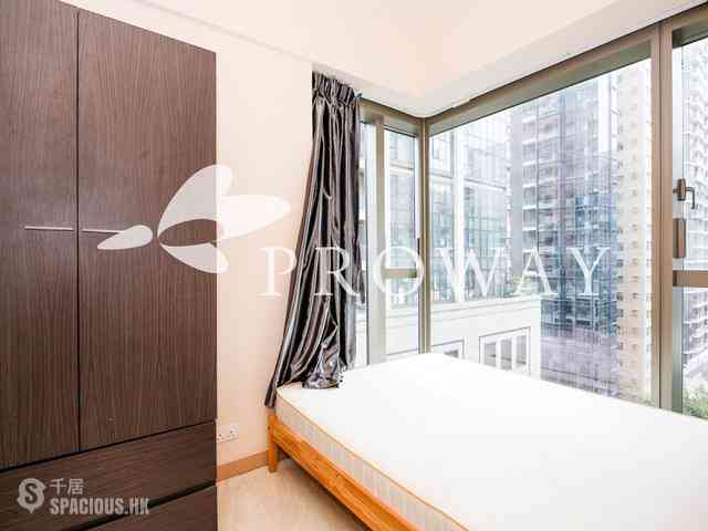 Sai Ying Pun - King's Hill 05