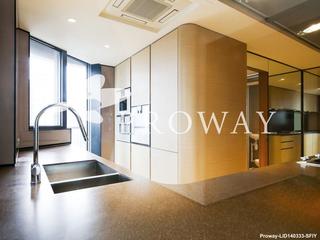 Mid Levels Central - Arezzo 10