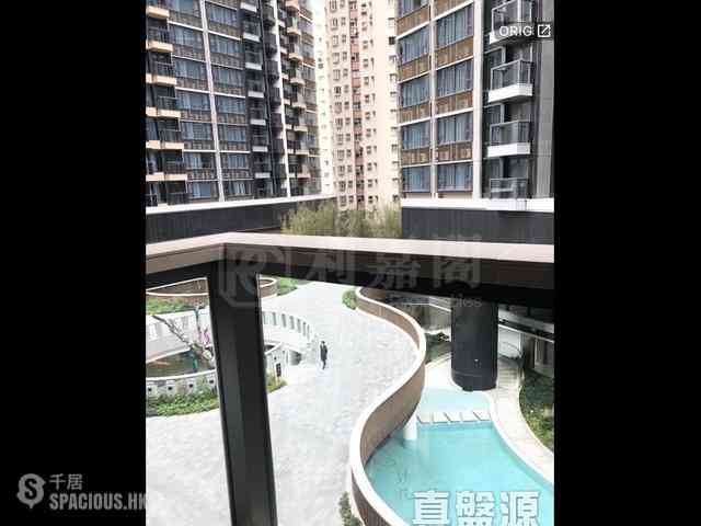 North Point - Fleur Pavilia 03