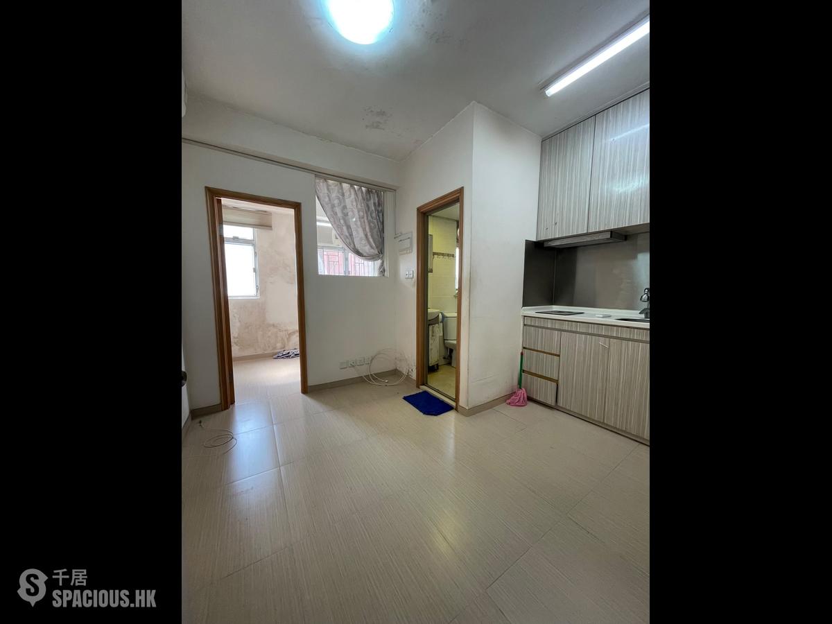 Mong Kok - Winfield Building 01