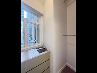 Central - 26A, Peel Street 11