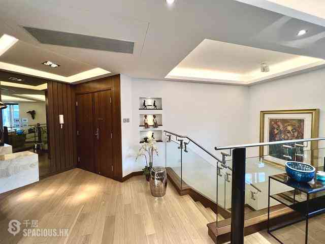 Mid Levels Central - Tregunter Tower 3 04