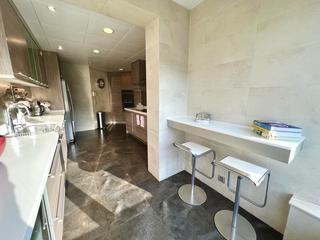 Mid Levels Central - Tregunter Tower 3 14
