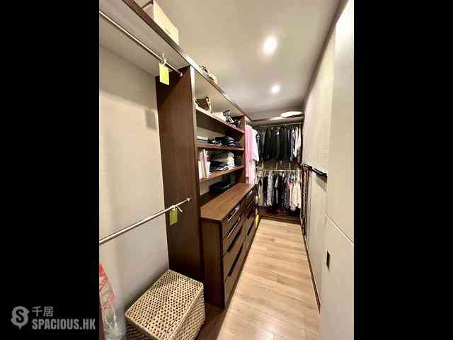 Mid Levels Central - Tregunter Tower 3 07